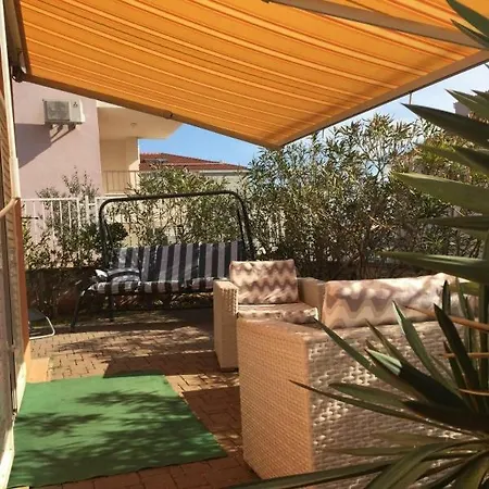 דירה Apartman Karla מאקרסקה